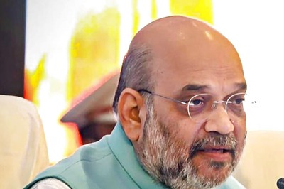 Amit Shah Worships Cow at Jagannath Temple on Makar Sankranti