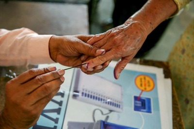 Voting Begins in Second Phase of Local Body Polls in Tamil Nadu