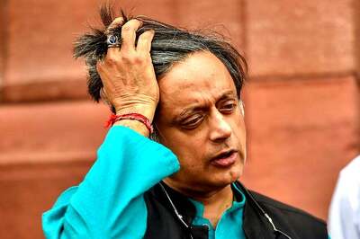 Direct Police to Produce Tweets of Sunanda Pushkar, Shashi Tharoor Urges Court