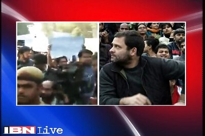 JNU row: President to meet Rahul Gandhi, Arvind Kejriwal, journalists today