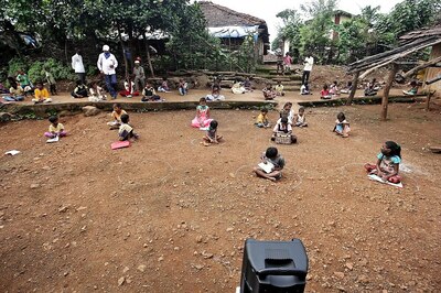 WhatsApp Most-used Teaching Medium amid Lockdown; 66% Households Didn't Receive Learning Material: Survey