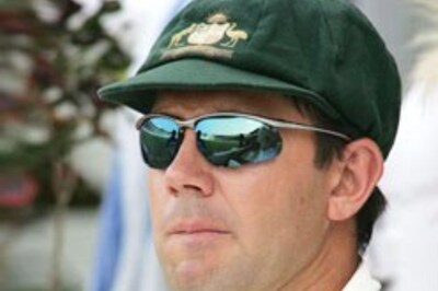 Aus struggle, win against Bangladesh