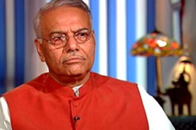 Hand over power or we'll quit, say BJP ministers