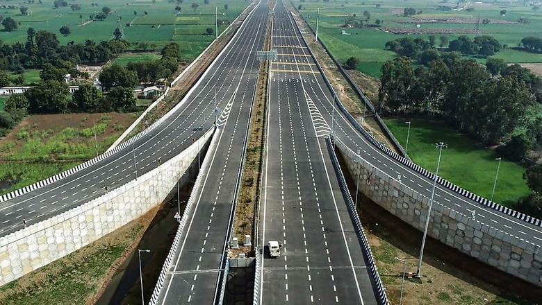 Jaipur Police Urges Public to Use Dausa Expressway Amid Heavy Rain