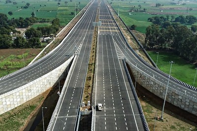 Jaipur Police Urges Public to Use Dausa Expressway Amid Heavy Rain