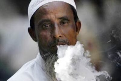 Anti-smoking laws not working properly: WHO