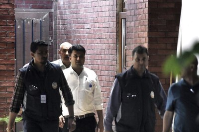 CBI Searching 105 Locations Under ‘Operation Chakra’ in Cyber Fraud Case After FBI Inputs