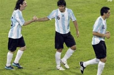 Argentina destroy Brazil to storm into football final