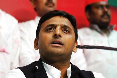 Akhilesh Yadav Flags Off India-Myanmar-Thailand Friendship Car Rally