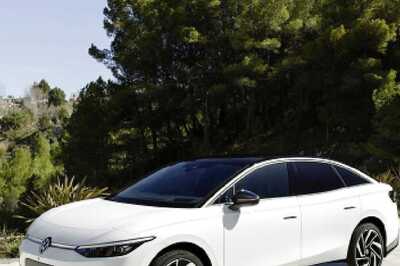 All-Electric Volkswagen ID7 Makes World Premiere, Gets Range of 700 Km