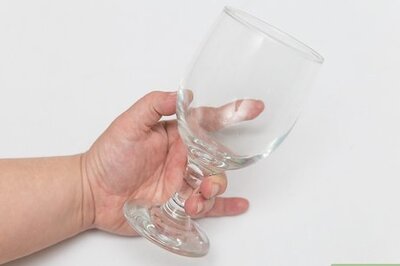 How to Clean Wine Glasses