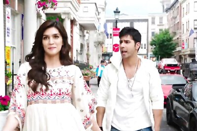 Manma Emotion Jaage Re: Varun Dhawan and Kriti Sanon groove to this peppy romantic number of 'Dilwale'