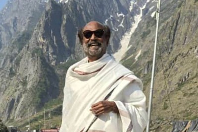 Rajinikanth Embarks On A Spiritual Journey To The Himalayas, Photo Goes Viral