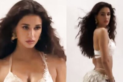 Disha Patani Looks Drop-Dead Gorgeous in BTS Glimpse of Filmfare Awards; Watch Video
