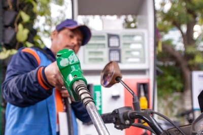 Petrol, Diesel Prices Today: Diesel Rates up by 25 to 27 Paise. Check Fuel Rates