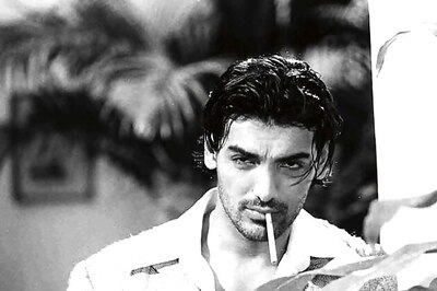 'Not glorifying gangsters in Shootout at Wadala'