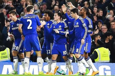 Chelsea seek record, Manchester City aim to keep up chase