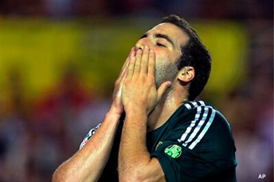 Sevilla stun holders Real 1-0 in La Liga