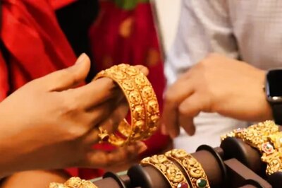 Gold Rate Falls In India: Check 22 Carat Price In Your City On October 10