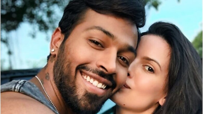 Natasa Stankovic Plants a Kiss on Hardik Pandya's Cheek, See Adorable Pic