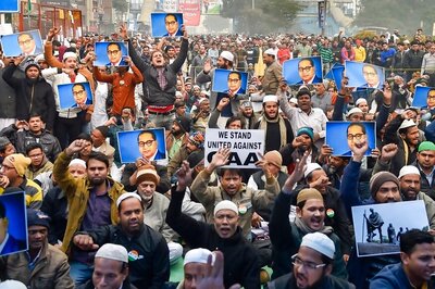 Delhi HC Seeks Centre's Stand on Plea Seeking Probe into Police Violence During Anti-CAA Protest in Jamia