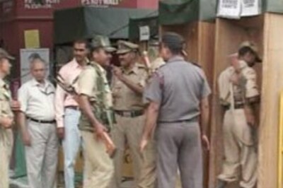 Police recovers RDX from Kolkata's Howrah station