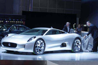  Tata-owned Jaguar unveils electric car