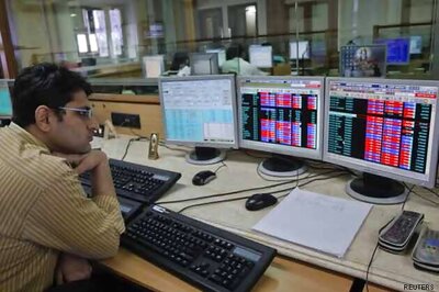 Sensex jumps over 200 points, tech shares up