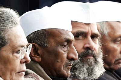 BJP's 'Pale Imitation'? Why 'Maverick' Mani Shankar Aiyar's Soft Hindutva Take Voices Dilemma Within Congress