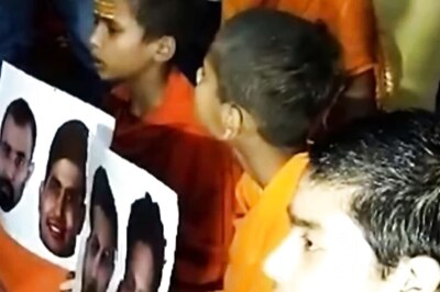 India Vs South Africa: Fans Chant Hanuman Chalisa, Offer Prayers At Temples Ahead Of T20 World Cup Final