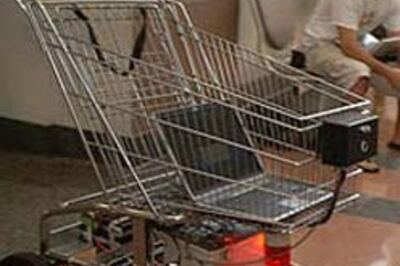 Shopping cart that doesn't run into things