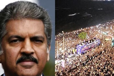 ‘Mumbai’s Jaadu Ki Jhappi’: Anand Mahindra's Post On India’s Victory Parade Draws Surya Kumar Yadav's Attention
