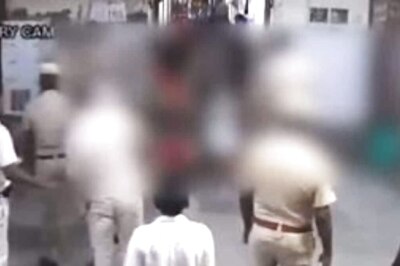 Tihar Jail Killing: Second CCTV Video Shows Cops Standing By as Gangster is Stabbed to Death | Watch