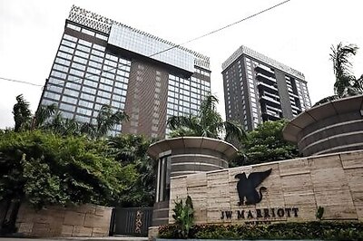 Marriott sees cash burn slowing as bookings recover from coronavirus lows