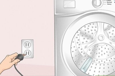 How to Remove a Drum Paddle from a Washer