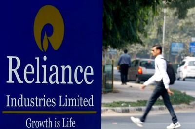 Reliance Industries Halts Iranian Oil Imports Ahead of US Sanctions