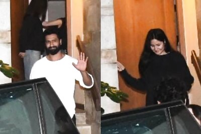 Katrina Kaif Blushes Hard As She Gets Papped Exiting Zoya Akhtar's House With Vicky Kaushal | Watch