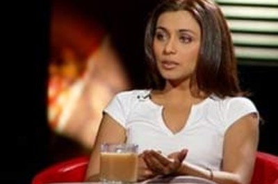 Rani apologises to media for scuffle