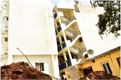 Bengaluru Civic Body Razes Down 70% of Four-storey Building That Tilted Dangerously to the Left