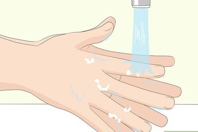 How to Remove Pimples Using Floss and Mouthwash