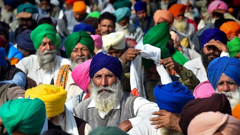 Ahead of SC Hearing, Amit Shah Assures 'Manifold Hike in Earnings' But Farmers Say Ready for Sit-in till 2024