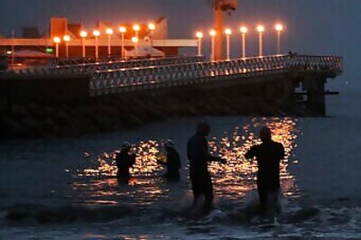 With Pools Closed, Peruvians Turn To Open-water Swimming