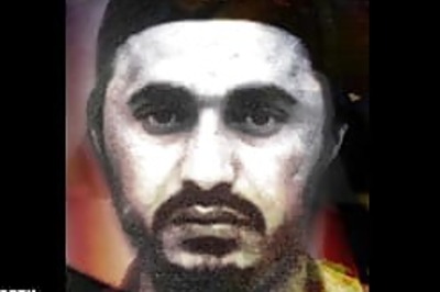 Al-Zarqawi's family cries for the body