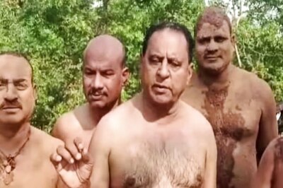 Why This Telangana Yoga Guru Advocates Mud Therapy For Holistic Wellness And Healing