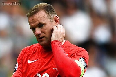 Manchester United captain Wayne Rooney drops MLS hint