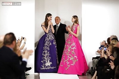 First show since designer Oscar de la Renta's death is 'emotional'