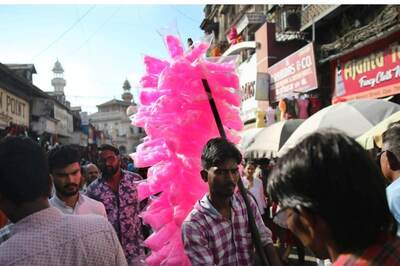 Tamil Nadu Bans Sale of Cotton Candy After Presence of Cancer-causing Dye Confirmed In Lab Test