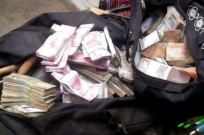 Election Officials Seize Rs 10 Lakh in Poll-bound Maharashtra's Thane District
