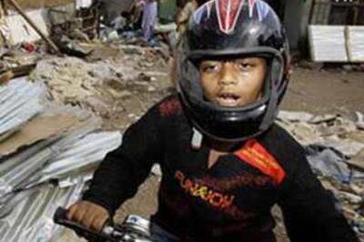 In pics: Slumdog star kid homeless in Mumbai