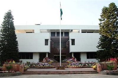 Pakistan Summons Indian Diplomat Over 'Unprovoked Firing'